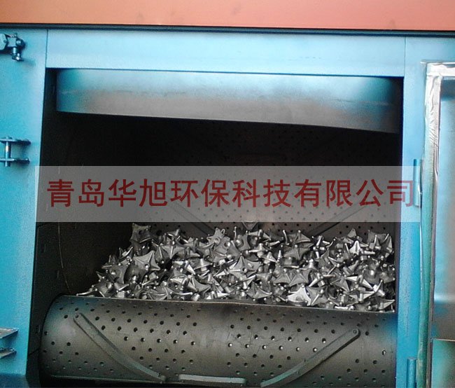 Q326履帶式拋丸機(jī)使用現(xiàn)場(chǎng)