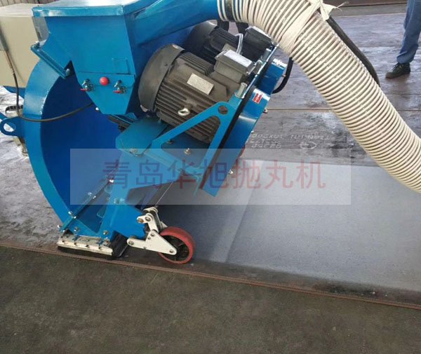 水平移動式拋丸機(jī)清理鋼板的效果