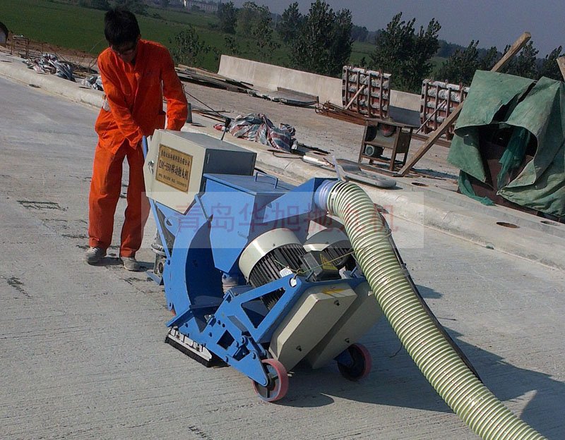 路面拋丸機(jī)在橋面拋丸施工