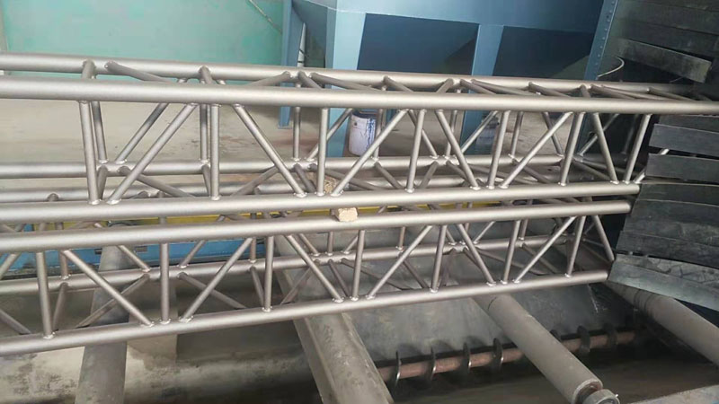 通過式拋丸機(jī)清理效果