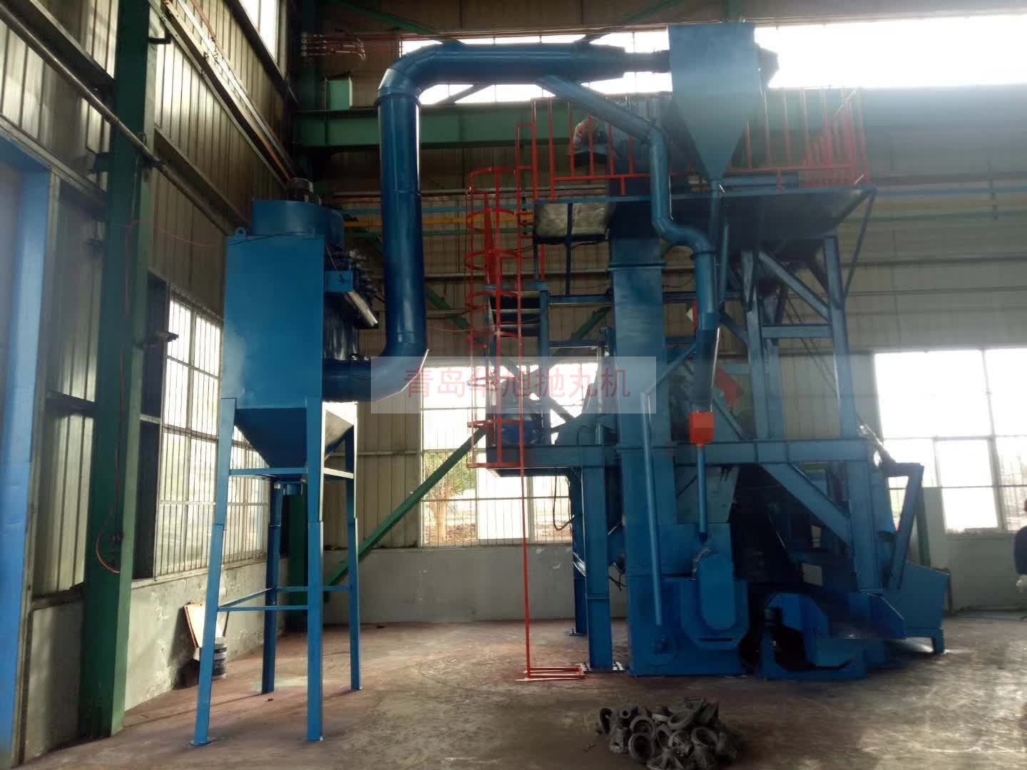 履帶式拋砂除銹設(shè)備