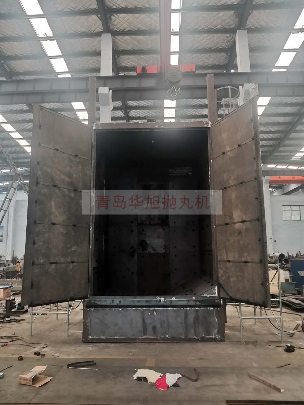 Q3730雙吊鉤式拋丸機(jī)